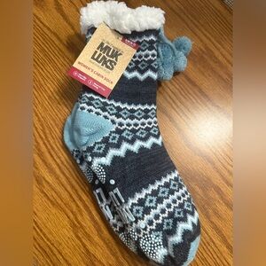 Muk Luks Slipper Socks - S/M 5-7